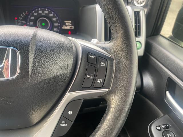 ステップワゴンスパーダ Z/埼玉仕入/ワンオーナー/ホンダ純正9インチメモリーナビ/ 走行43441KM/純正フリップダウンモニター/フルセグ/CD/DVD/バックカメラ/ビルトインETC/両側PSD/HIDヘッドライト/フォグ/オートライト/クルコン/スマートキー/盗難防止装置(29枚目)