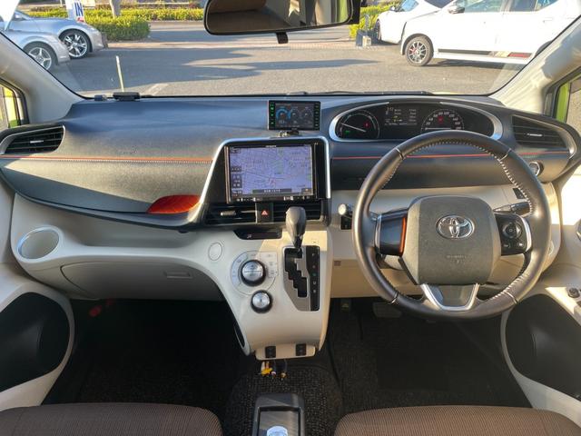 シエンタ ハイブリッドＧ／八王子直仕入／走行２０７９８ｋｍ／禁煙車／　ワンオーナー／２０２３年製ダンロップタイヤ／衝突被害軽減システム／車線逸脱警告／純正８インチナビ／両側電動スライド／バックカメラ／ビルトインＥＴＣ／シートヒーター／フォグランプ／１６インチ純正アルミ（3枚目）