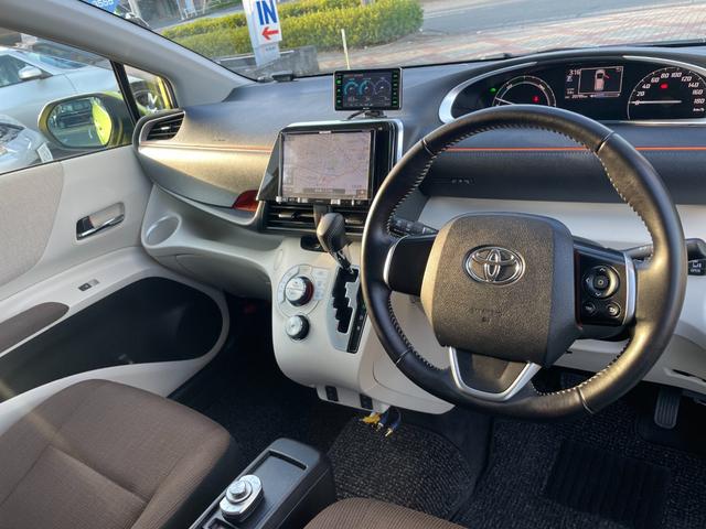 シエンタ ハイブリッドＧ／八王子直仕入／走行２０７９８ｋｍ／禁煙車／　ワンオーナー／２０２３年製ダンロップタイヤ／衝突被害軽減システム／車線逸脱警告／純正８インチナビ／両側電動スライド／バックカメラ／ビルトインＥＴＣ／シートヒーター／フォグランプ／１６インチ純正アルミ（21枚目）