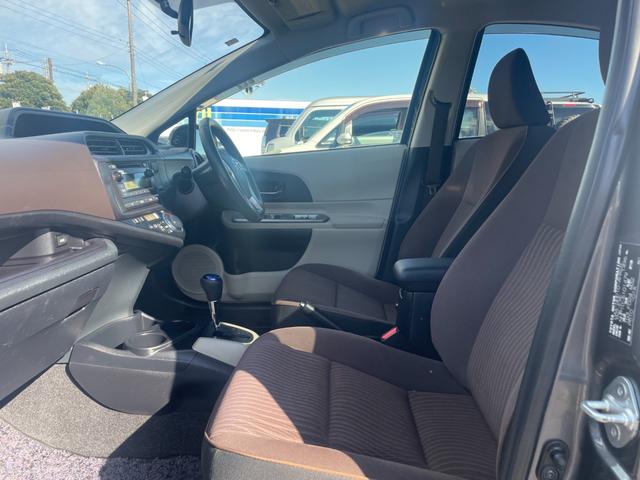 アクア Ｇ／八王子直仕入／走行７５１７３ｋｍ／ブレーキアシスト機能／　禁煙車／雹害車／ＥＢＤ機能付ＡＢＳ搭載／横滑り防止／ＣＤオーディオ／オートライト／盗難防止装置／プッシュスタート／革巻きステアリング／フロアマット／サイドバイザー／ヘッドライトレベライザー／スペアキー（15枚目）