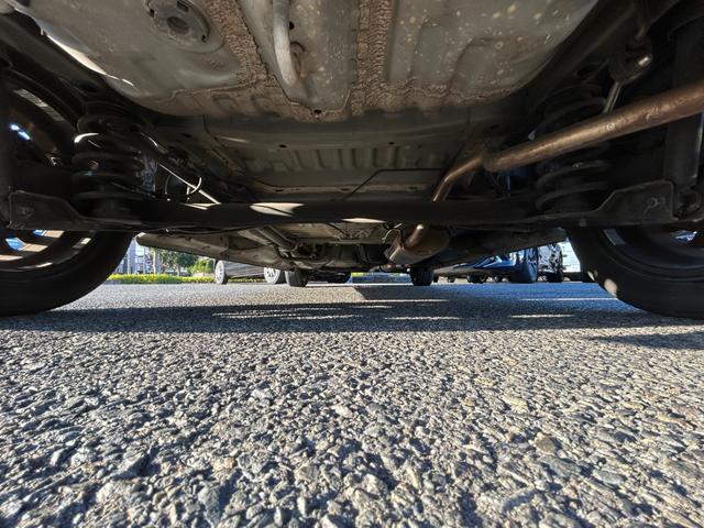 Ｎ－ＢＯＸ Ｇ・Ｌパッケージ／雹害／八王子直仕入／禁煙／モデューロＡＷ／　走行４１３０１ＫＭ／純正ナビ／ＣＤ／ＤＶＤ／バックカメラ／ＥＴＣ／両側スライド左側ＰＳＤ／スマートキー／盗難防止装置／ステリモ／横滑り防止機能／ヘッドイライトレベライザー／プッシュスタート／取扱説明書（4枚目）