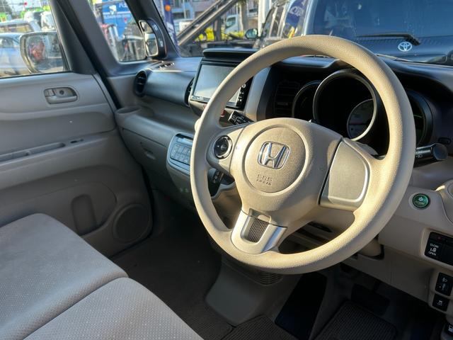 Ｎ－ＢＯＸ Ｇ・Ｌパッケージ／雹害／八王子直仕入／禁煙／モデューロＡＷ／　走行４１３０１ＫＭ／純正ナビ／ＣＤ／ＤＶＤ／バックカメラ／ＥＴＣ／両側スライド左側ＰＳＤ／スマートキー／盗難防止装置／ステリモ／横滑り防止機能／ヘッドイライトレベライザー／プッシュスタート／取扱説明書（18枚目）