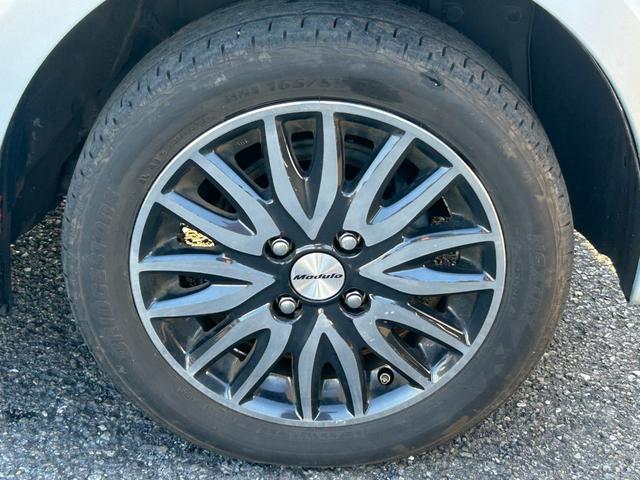 Ｎ－ＢＯＸ Ｇ・Ｌパッケージ／雹害／八王子直仕入／禁煙／モデューロＡＷ／　走行４１３０１ＫＭ／純正ナビ／ＣＤ／ＤＶＤ／バックカメラ／ＥＴＣ／両側スライド左側ＰＳＤ／スマートキー／盗難防止装置／ステリモ／横滑り防止機能／ヘッドイライトレベライザー／プッシュスタート／取扱説明書（27枚目）