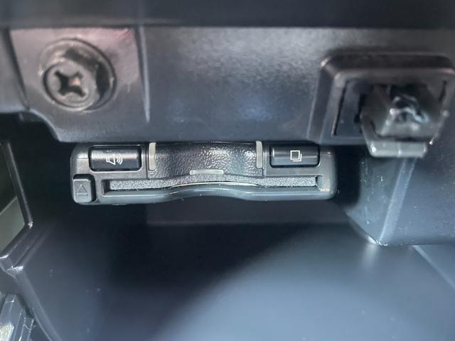 プロボックス ハイブリッドＦ／八王子直仕入／２５年製タイヤ／テレビキット／　走行６２２９５ＫＭ／衝突被害軽減システム／レーンアシスト／純正ナビ／ＣＤ／ＤＶＤ／Ｂｌｕｅｔｏｏｔｈ／フルセグ／バックカメラ／ＥＴＣ／ＬＥＤヘッドライト／オートライト／ＥＴＣ／１００Ｖ電源／スペアキー（30枚目）