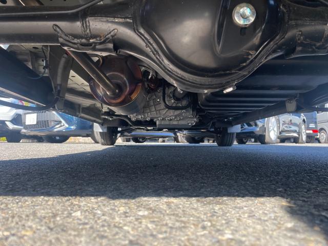 エブリイ ＰＡ／弊社リースアップ／オーバーヘッドコンソール／禁煙車／　走行７１１０ＫＭ／スズキセーフティサポート／レーンアシスト／コーナーセンサー／両側手動スライドドア／オートライト／横滑り防止機能／ヘッドイライトレベライザー／ラバーマット／保証書／取扱説明書（4枚目）