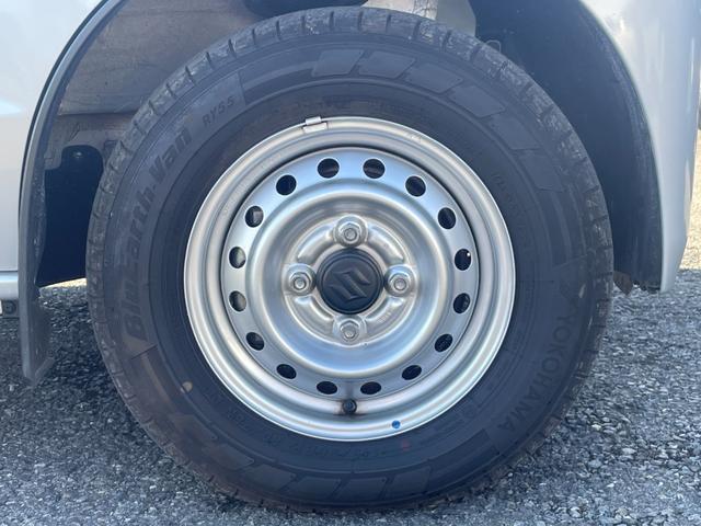 エブリイ ＰＡ／弊社リースアップ／オーバーヘッドコンソール／禁煙車／　走行７１１０ＫＭ／スズキセーフティサポート／レーンアシスト／コーナーセンサー／両側手動スライドドア／オートライト／横滑り防止機能／ヘッドイライトレベライザー／ラバーマット／保証書／取扱説明書（26枚目）