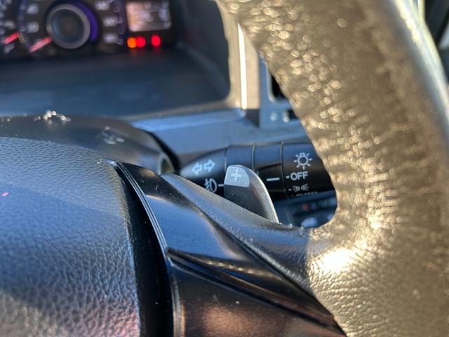 ステップワゴンスパーダ Ｚ　クールスピリット／ＨＤＤインターナビ／マルチビュー／　特別仕様車／千葉仕入／走行６０９２７ＫＭ／リアモニター／フルセグ／ＣＤ／ＤＶＤ／両側ＰＳＤ／ＨＩＤヘッドライト／オートライト／フォグ／ＥＴＣ車載器／ＭＴモード／スマートキー／盗難防止装置／純正ＡＷ（25枚目）