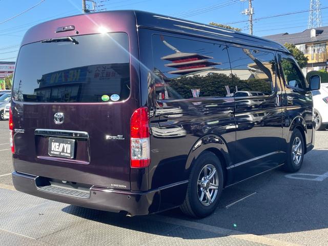 ハイエースバン スーパーGLダークプライムII/ワイドボディ/ミドルルーフ/ ベッドキット/ディーゼルターボ/八王子直仕入/走行40067KM/禁煙車/アルパインフローティングナビ&フリップダウンモニター/デジタルインナーミラー/両側PSD/フルセグ/BT/Bカメラ/ETC(8枚目)