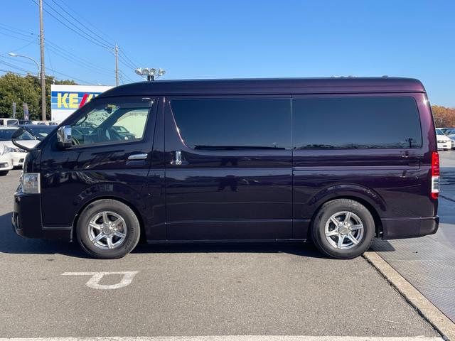 ハイエースバン スーパーGLダークプライムII/ワイドボディ/ミドルルーフ/ ベッドキット/ディーゼルターボ/八王子直仕入/走行40067KM/禁煙車/アルパインフローティングナビ&フリップダウンモニター/デジタルインナーミラー/両側PSD/フルセグ/BT/Bカメラ/ETC(11枚目)