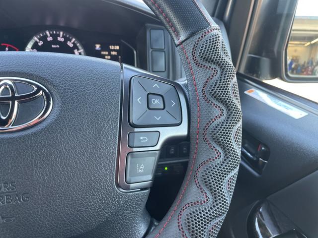 ハイエースバン スーパーGLダークプライムII/ワイドボディ/ミドルルーフ/ ベッドキット/ディーゼルターボ/八王子直仕入/走行40067KM/禁煙車/アルパインフローティングナビ&フリップダウンモニター/デジタルインナーミラー/両側PSD/フルセグ/BT/Bカメラ/ETC(28枚目)