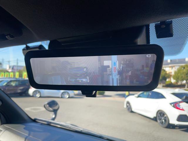 ハイエースバン スーパーGLダークプライムII/ワイドボディ/ミドルルーフ/ ベッドキット/ディーゼルターボ/八王子直仕入/走行40067KM/禁煙車/アルパインフローティングナビ&フリップダウンモニター/デジタルインナーミラー/両側PSD/フルセグ/BT/Bカメラ/ETC(29枚目)