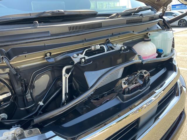 ハイエースバン スーパーGLダークプライムII/ワイドボディ/ミドルルーフ/ ベッドキット/ディーゼルターボ/八王子直仕入/走行40067KM/禁煙車/アルパインフローティングナビ&フリップダウンモニター/デジタルインナーミラー/両側PSD/フルセグ/BT/Bカメラ/ETC(34枚目)