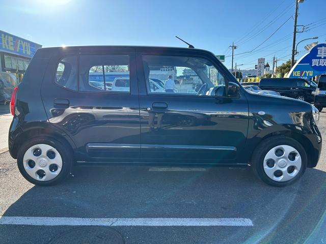 アルト L/4WD/禁煙車/バックカメラ付きディスプレイオーディオ/ リースアップ/走行8623KM/AppleCarplay/Bluetooth/衝突被害軽減システム/レーンアシスト/シートヒーター/コーナーセンサー/アイドリングストップ/キーレス/盗難防止機能(7枚目)