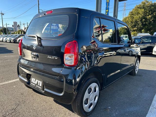 アルト L/4WD/禁煙車/バックカメラ付きディスプレイオーディオ/ リースアップ/走行8623KM/AppleCarplay/Bluetooth/衝突被害軽減システム/レーンアシスト/シートヒーター/コーナーセンサー/アイドリングストップ/キーレス/盗難防止機能(8枚目)