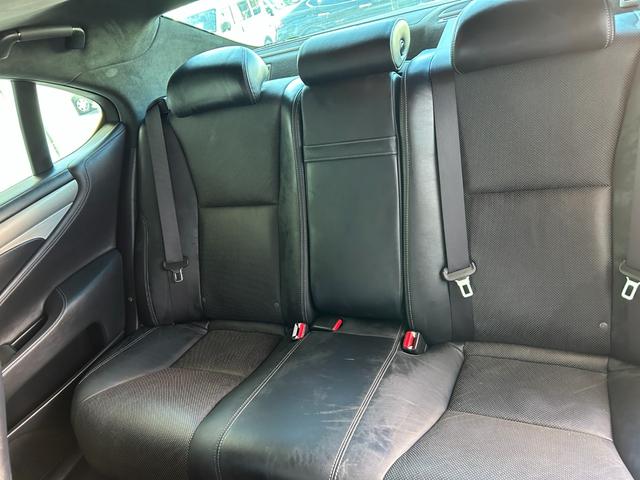 ＬＳ ＬＳ６００ｈ　Ｆスポーツ／八王子直仕入／走行９０８５０ＫＭ／　サンルーフ／黒革シート／衝突被害軽減システム／レーンアシスト／レーダークルコン／ＢＳＭ／純正メーカーナビ／フルセグ／ＢＴ／Ｂカメラ／ＥＴＣ２．０／シートヒーター＆エアコン／ハンドルヒーター／純正ＡＷ（36枚目）