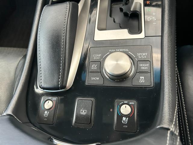 ＬＳ ＬＳ６００ｈ　Ｆスポーツ／八王子直仕入／走行９０８５０ＫＭ／　サンルーフ／黒革シート／衝突被害軽減システム／レーンアシスト／レーダークルコン／ＢＳＭ／純正メーカーナビ／フルセグ／ＢＴ／Ｂカメラ／ＥＴＣ２．０／シートヒーター＆エアコン／ハンドルヒーター／純正ＡＷ（42枚目）
