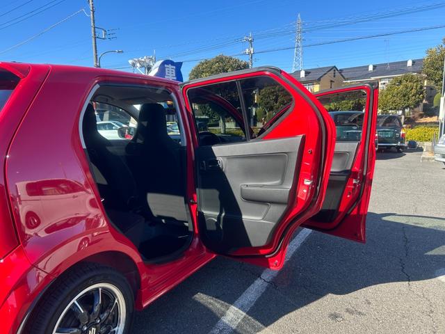 �P�[���[�ł͏C�����̗L����S�Ԃɕ\���B���I�@�ցu�i���j���{�����ԍ��苦��v�̊���̗p�����ԗ���ԕ]�����Ƃ����`�F�b�N�V�[�g��Y�t���āA���_�񒸂��܂������q�l�ɂ��n�����Ă���܂��B