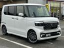 N-BOXカスタム ターボ/ホンダセンシング/届出済み未使用車/走行5KM/ 8インチホンダコネクトナビ/フルセグ/Bluetooth/バックカメラ/レーダークルコン/ブレーキホールド/両側PSD/ハーフレザーシート/シートヒーター/LEDヘッドライト/フォグ/純正15AW(6枚目)