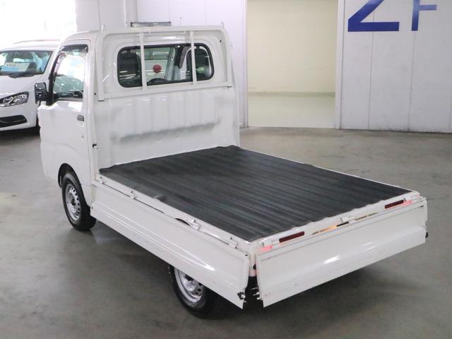 スタンダードSAIIIt 禁煙車 5速マニュアル 3方開 スマートアシストIIIt 衝突回避支援システム 車線逸脱警告 横滑り防止 ヘッドライトレベライザー UVカットガラス スペアキー・記録簿・取扱説明書有(25枚目)