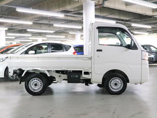スタンダードSAIIIt 禁煙車 5速マニュアル 3方開 スマートアシストIIIt 衝突回避支援システム 車線逸脱警告 横滑り防止 ヘッドライトレベライザー UVカットガラス スペアキー・記録簿・取扱説明書有(42枚目)