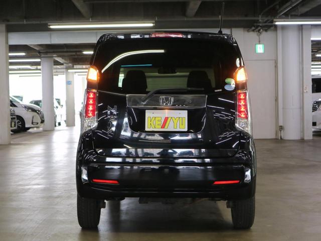 G SSパッケージII 4WD ワンオーナー あんしんパッケージ シートヒーター カロッツェリアナビ バックカメラ Bluetooth フルセグ ETC USBジャック スマートキー エンジンスターター アイドリングストップ(7枚目)