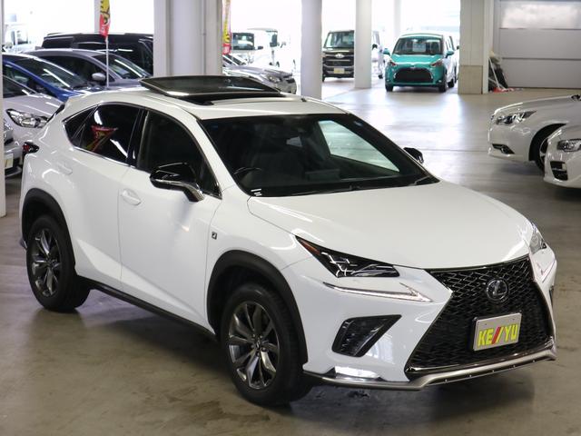 ＮＸ３００　Ｆスポーツ　４ＷＤ　マークレビンソンサウンド　ムーンルーフ　全方位モニター　ＢＳＭ　本革シート　シートベンチレーション　ステアヒーター　パワーバックドア　純正１０．３型ナビ　ＥＴＣ２．０　セーフティシステム＋　パドルシフト　ブルーレイ　三眼ＬＥＤ(5枚目)