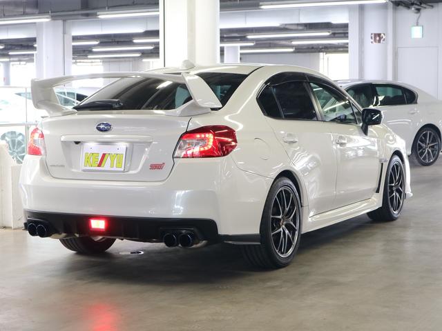 ＷＲＸ ＳＴＩ ＳＴＩ　タイプＳ　４ＷＤ　禁煙車　６速マニュアル　本革シート　ＨＫＳマフラー　メモリー付本革電動シート　シートヒーター　ＢＳＤ　純正ナビ　ＥＴＣ　Ｂｌｕｅｔｏｏｔｈ　フルセグＴＶ　バック・サイドカメラ　大型リヤスポイラー　専用キャリパー　ＢＢＳ１８インチアルミ（3枚目）