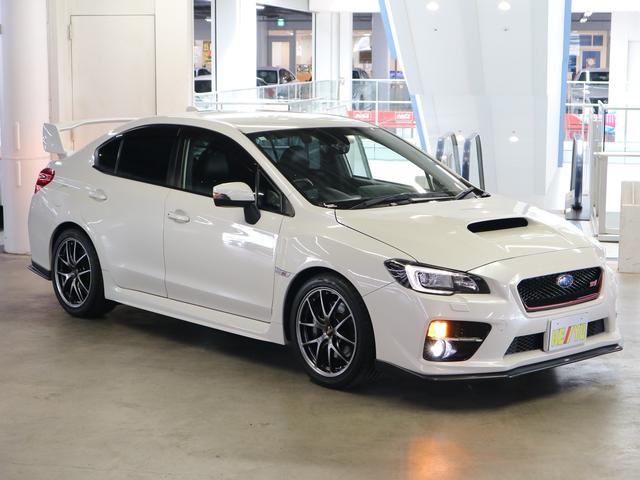 ＳＴＩ　タイプＳ　４ＷＤ　禁煙車　６速マニュアル　本革シート　ＨＫＳマフラー　メモリー付本革電動シート　シートヒーター　ＢＳＤ　純正ナビ　ＥＴＣ　Ｂｌｕｅｔｏｏｔｈ　フルセグＴＶ　バック・サイドカメラ　大型リヤスポイラー　専用キャリパー　ＢＢＳ１８インチアルミ(5枚目)