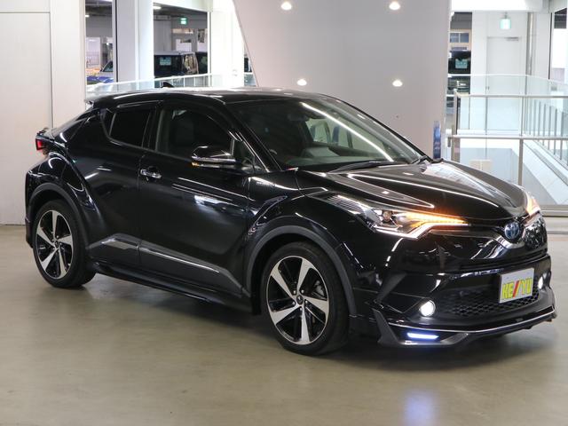 Ｃ－ＨＲ ハイブリッドＧ　モデリスタエアロ＆１９ＡＷ　純正９インチナビ　ＥＴＣ２．０　セーフティセンスＰ　ＢＳＭ・ＲＣＴＡ　シートヒーター　バックカメラ　Ｂｌｕｅｔｏｏｔｈ　フルセグＴＶ　ＵＳＢ接続　スマートキー　ＬＥＤライト（5枚目）