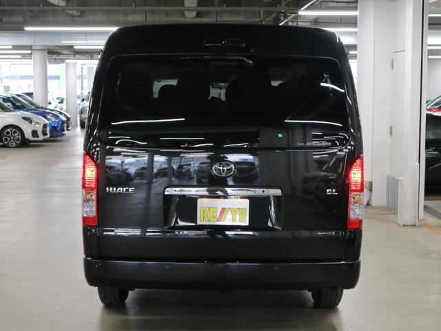 ハイエースワゴン ＧＬ　デジタルインナーミラー　パノラミックビューモニター　トヨタセーフティセンス　パワースライドドア　スマートキー　電動格納ドアミラー　オートエアコン　ＡＣ１００Ｖ　パーキングセンサー　ＬＥＤヘッドランプ（6枚目）