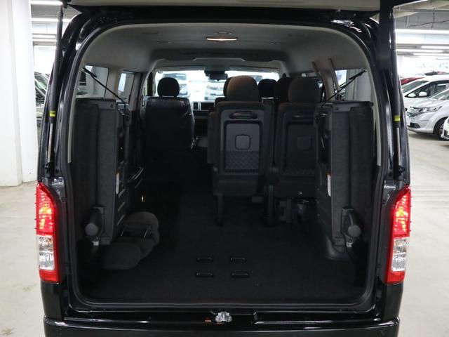 ハイエースワゴン ＧＬ　デジタルインナーミラー　パノラミックビューモニター　トヨタセーフティセンス　パワースライドドア　スマートキー　電動格納ドアミラー　オートエアコン　ＡＣ１００Ｖ　パーキングセンサー　ＬＥＤヘッドランプ（14枚目）