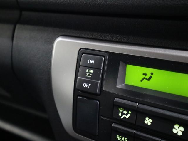 ハイエースワゴン ＧＬ　デジタルインナーミラー　パノラミックビューモニター　トヨタセーフティセンス　パワースライドドア　スマートキー　電動格納ドアミラー　オートエアコン　ＡＣ１００Ｖ　パーキングセンサー　ＬＥＤヘッドランプ（29枚目）