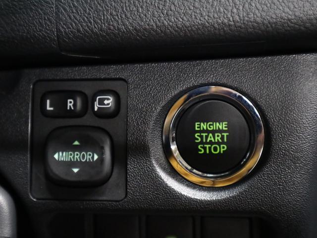 ハイエースワゴン ＧＬ　デジタルインナーミラー　パノラミックビューモニター　トヨタセーフティセンス　パワースライドドア　スマートキー　電動格納ドアミラー　オートエアコン　ＡＣ１００Ｖ　パーキングセンサー　ＬＥＤヘッドランプ（32枚目）