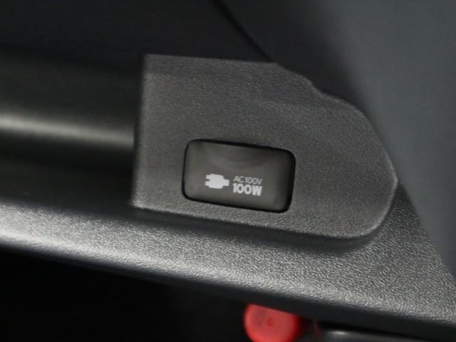 ハイエースワゴン ＧＬ　デジタルインナーミラー　パノラミックビューモニター　トヨタセーフティセンス　パワースライドドア　スマートキー　電動格納ドアミラー　オートエアコン　ＡＣ１００Ｖ　パーキングセンサー　ＬＥＤヘッドランプ（34枚目）