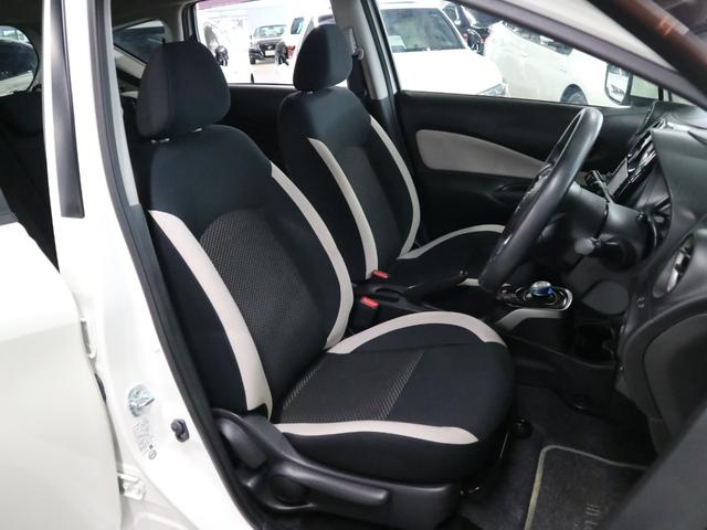 ノート ｅ－パワー　Ｘ　インテリルームミラー　アラウンドビューモニター　エマージェンシーブレーキ　車線逸脱警報　純正ナビ　Ｂｌｕｅｔｏｏｔｈオーディオ　フルセグＴＶ　インテリキー　電動格納ドアミラー　フロント・バックソナー（13枚目）