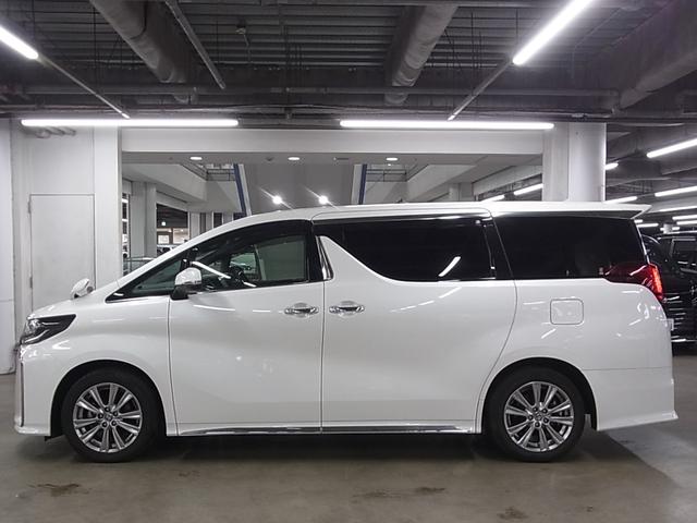 アルファード 2.5S タイプゴールド ワンオーナー ムーンルーフ 後席モニター ナビ&9インチディスプレイ ETC2.0 バックカメラ CD・DVD フルセグTV BTオーディオ パワーバックドア 両側電動スライド セーフティセンス AC100V 3眼LEDライト(10枚目)