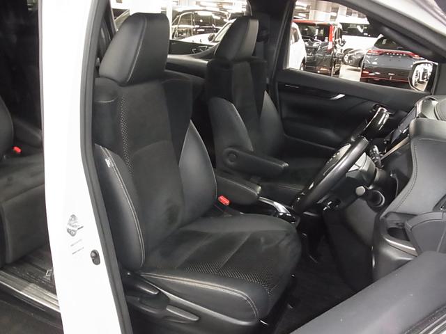 アルファード 2.5S タイプゴールド ワンオーナー ムーンルーフ 後席モニター ナビ&9インチディスプレイ ETC2.0 バックカメラ CD・DVD フルセグTV BTオーディオ パワーバックドア 両側電動スライド セーフティセンス AC100V 3眼LEDライト(12枚目)