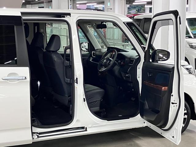 ルーミー カスタムG-T ワンオーナー ターボ パノラミックビュー 純正9型ディスプレイオーディオ スマートアシスト ETC2.0 両側電動スライド BTオーディオ フルセグTV USB端子 スマートキー シートアンダートレイ ADB・LEDランプ(12枚目)