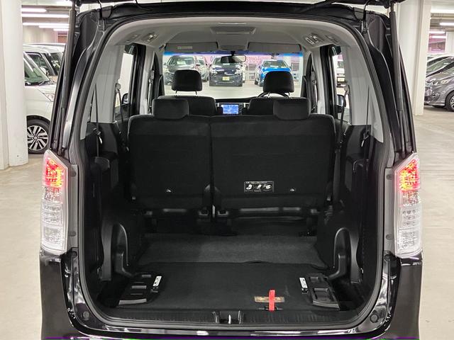 ステップワゴンスパーダ Z クールスピリット マルチビューカメラ フリップダウンモニター 両側パワースライド ETC 純正ナビ CD・DVD再生 フルセグTV USB端子 スマートキー パドルシフト 電動格納ドアミラー HIDランプ 純正16AW(16枚目)