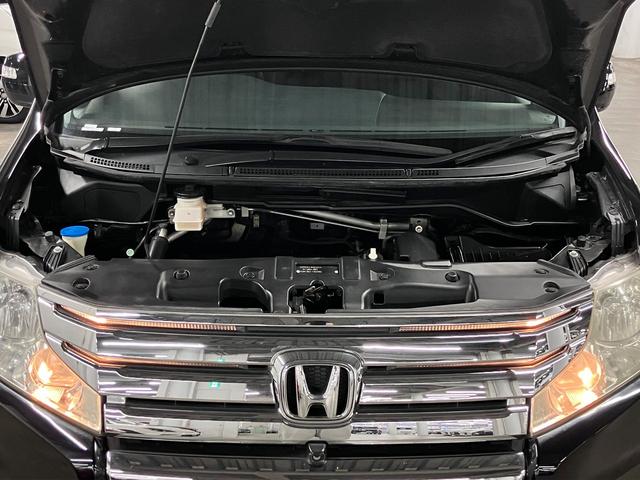 ステップワゴンスパーダ Z クールスピリット マルチビューカメラ フリップダウンモニター 両側パワースライド ETC 純正ナビ CD・DVD再生 フルセグTV USB端子 スマートキー パドルシフト 電動格納ドアミラー HIDランプ 純正16AW(21枚目)