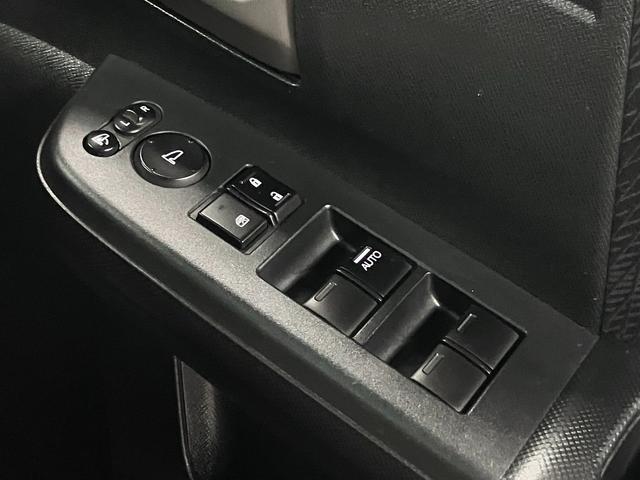 ステップワゴンスパーダ Z クールスピリット マルチビューカメラ フリップダウンモニター 両側パワースライド ETC 純正ナビ CD・DVD再生 フルセグTV USB端子 スマートキー パドルシフト 電動格納ドアミラー HIDランプ 純正16AW(41枚目)