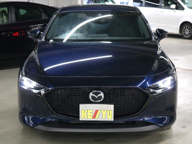 ＭＡＺＤＡ３ファストバック ２０Ｓプロアクティブ　衝突軽減ブレーキ　レーダークルーズ　車線逸脱警報　ＨＵＤ　マツダコネクト　バックカメラ　Ｂｌｕｅｔｏｏｔｈオーディオ　ＥＴＣ　パドルシフト　パーキングセンサー　ＬＥＤライト　純正１８ＡＷ　スペアキー有（6枚目）
