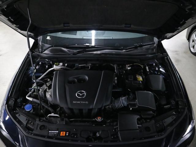 ＭＡＺＤＡ３ファストバック ２０Ｓプロアクティブ　衝突軽減ブレーキ　レーダークルーズ　車線逸脱警報　ＨＵＤ　マツダコネクト　バックカメラ　Ｂｌｕｅｔｏｏｔｈオーディオ　ＥＴＣ　パドルシフト　パーキングセンサー　ＬＥＤライト　純正１８ＡＷ　スペアキー有（21枚目）