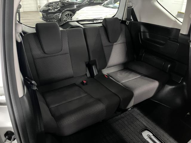 フリード G・ホンダセンシング ワンオーナー 後席モニター 純正9インチナビ 両側電動スライド 衝突軽減ブレーキ アダプティブクルーズ レーンキープ ETC バックカメラ BTオーディオ フルセグ CD・DVD USB LEDライト スマートキー(14枚目)