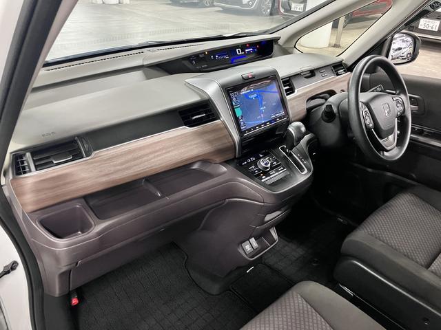 フリード G・ホンダセンシング ワンオーナー 後席モニター 純正9インチナビ 両側電動スライド 衝突軽減ブレーキ アダプティブクルーズ レーンキープ ETC バックカメラ BTオーディオ フルセグ CD・DVD USB LEDライト スマートキー(24枚目)