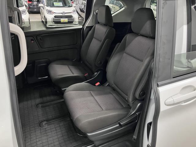 フリード G・ホンダセンシング ワンオーナー 後席モニター 純正9インチナビ 両側電動スライド 衝突軽減ブレーキ アダプティブクルーズ レーンキープ ETC バックカメラ BTオーディオ フルセグ CD・DVD USB LEDライト スマートキー(25枚目)