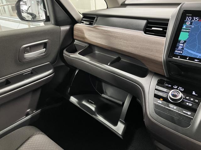 フリード G・ホンダセンシング ワンオーナー 後席モニター 純正9インチナビ 両側電動スライド 衝突軽減ブレーキ アダプティブクルーズ レーンキープ ETC バックカメラ BTオーディオ フルセグ CD・DVD USB LEDライト スマートキー(48枚目)