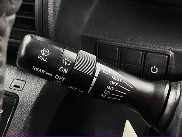 シエンタ Ｇ　４ＷＤ　衝突軽減ブレーキ　車線逸脱警報　オートハイビーム　ＥＴＣ　両側パワースライドドア　純正ナビ　バックカメラ　ＣＤ・ＤＶＤ再生　Ｂｌｕｅｔｏｏｔｈオーディオ　フルセグＴＶ　スマートキー　コーナーセンサー（38枚目）