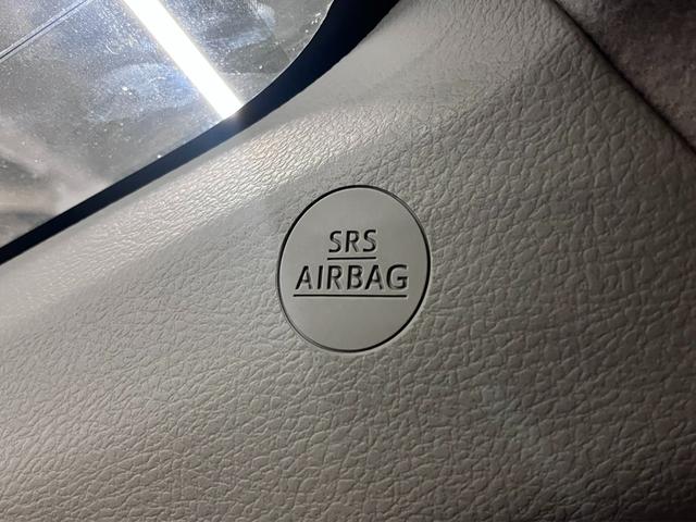 シエンタ Ｇ　４ＷＤ　衝突軽減ブレーキ　車線逸脱警報　オートハイビーム　ＥＴＣ　両側パワースライドドア　純正ナビ　バックカメラ　ＣＤ・ＤＶＤ再生　Ｂｌｕｅｔｏｏｔｈオーディオ　フルセグＴＶ　スマートキー　コーナーセンサー（43枚目）