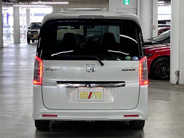 ステップワゴンスパーダ Z クールスピリット アルパイン後席モニター&ナビ 両側パワースライドドア バックカメラ BTオーディオ フルセグTV USB端子 スマートキー ETC クルーズコントロール パドルシフト ディスチャージランプ 17AW(7枚目)